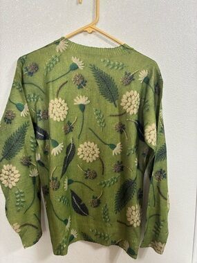 Green Floral Knit Light Weight Soft Sweater S (M)